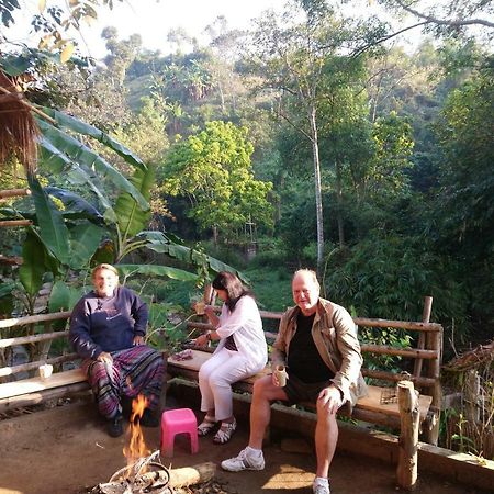 Hill Tribe Art House Daire Chiang Rai Dış mekan fotoğraf