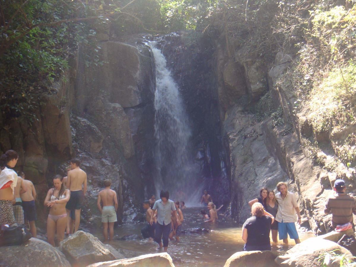 Hill Tribe Art House Daire Chiang Rai Dış mekan fotoğraf