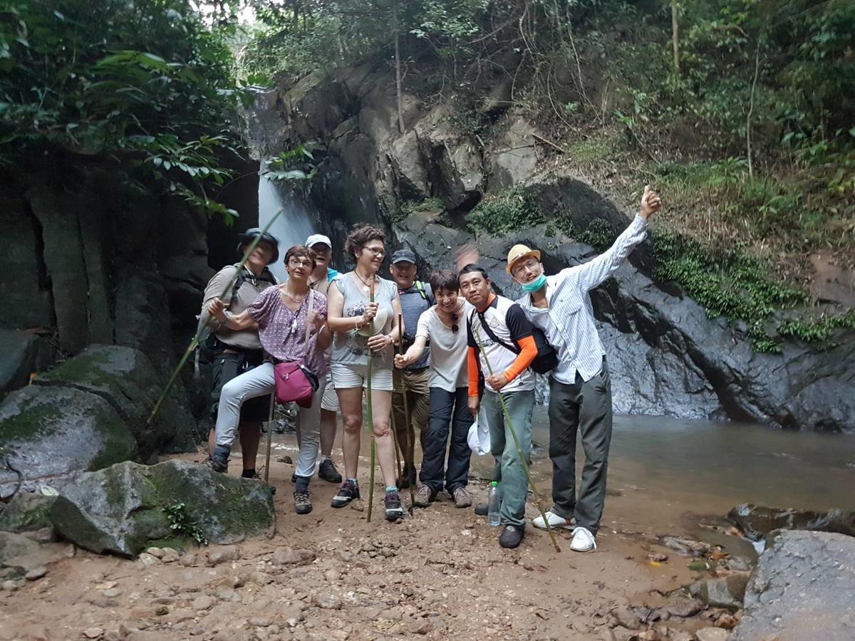 Hill Tribe Art House Daire Chiang Rai Dış mekan fotoğraf