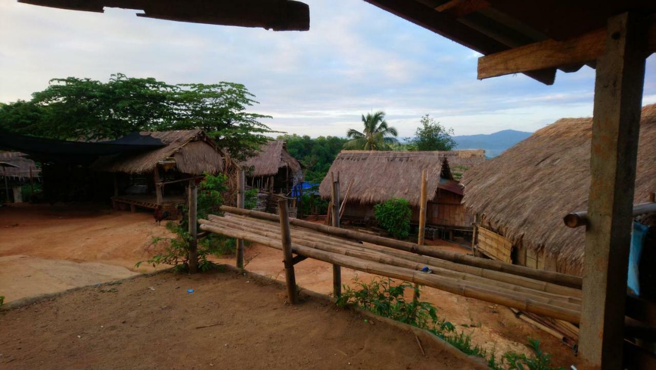 Hill Tribe Art House Daire Chiang Rai Dış mekan fotoğraf