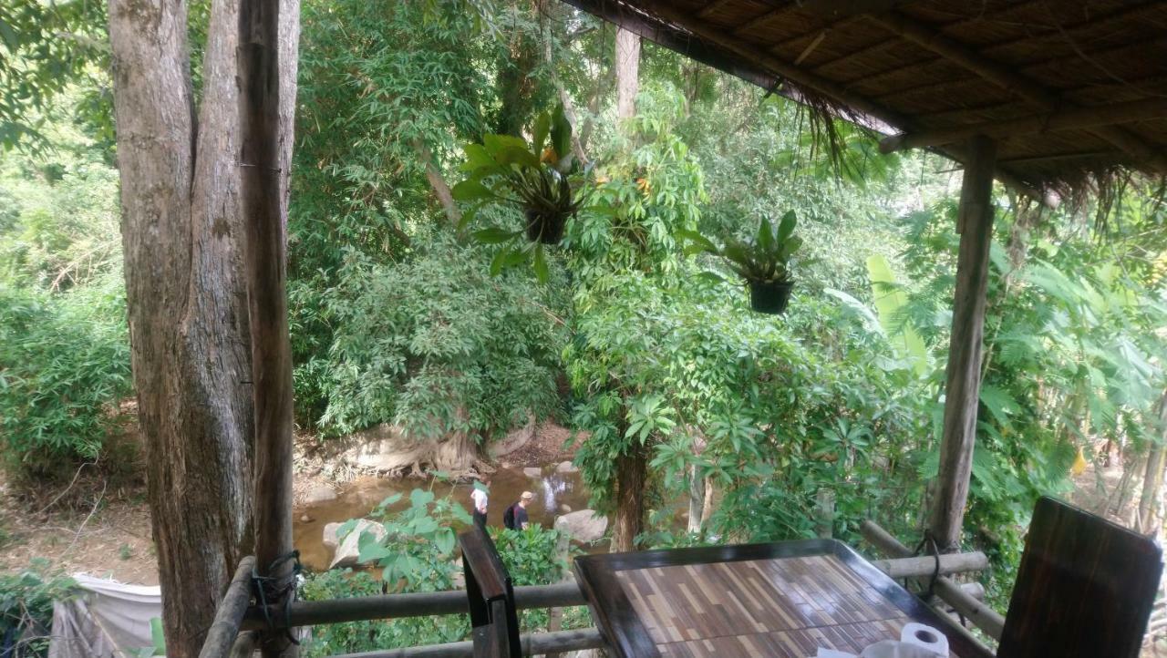 Hill Tribe Art House Daire Chiang Rai Dış mekan fotoğraf
