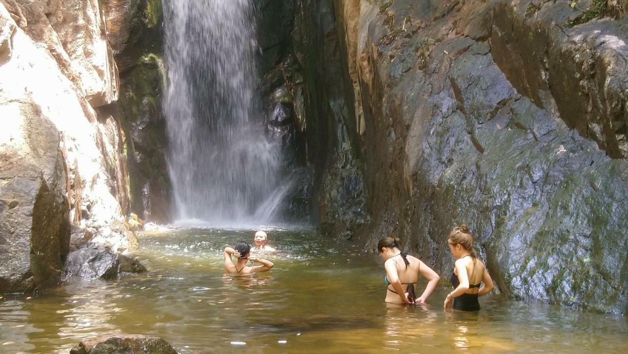 Hill Tribe Art House Daire Chiang Rai Dış mekan fotoğraf