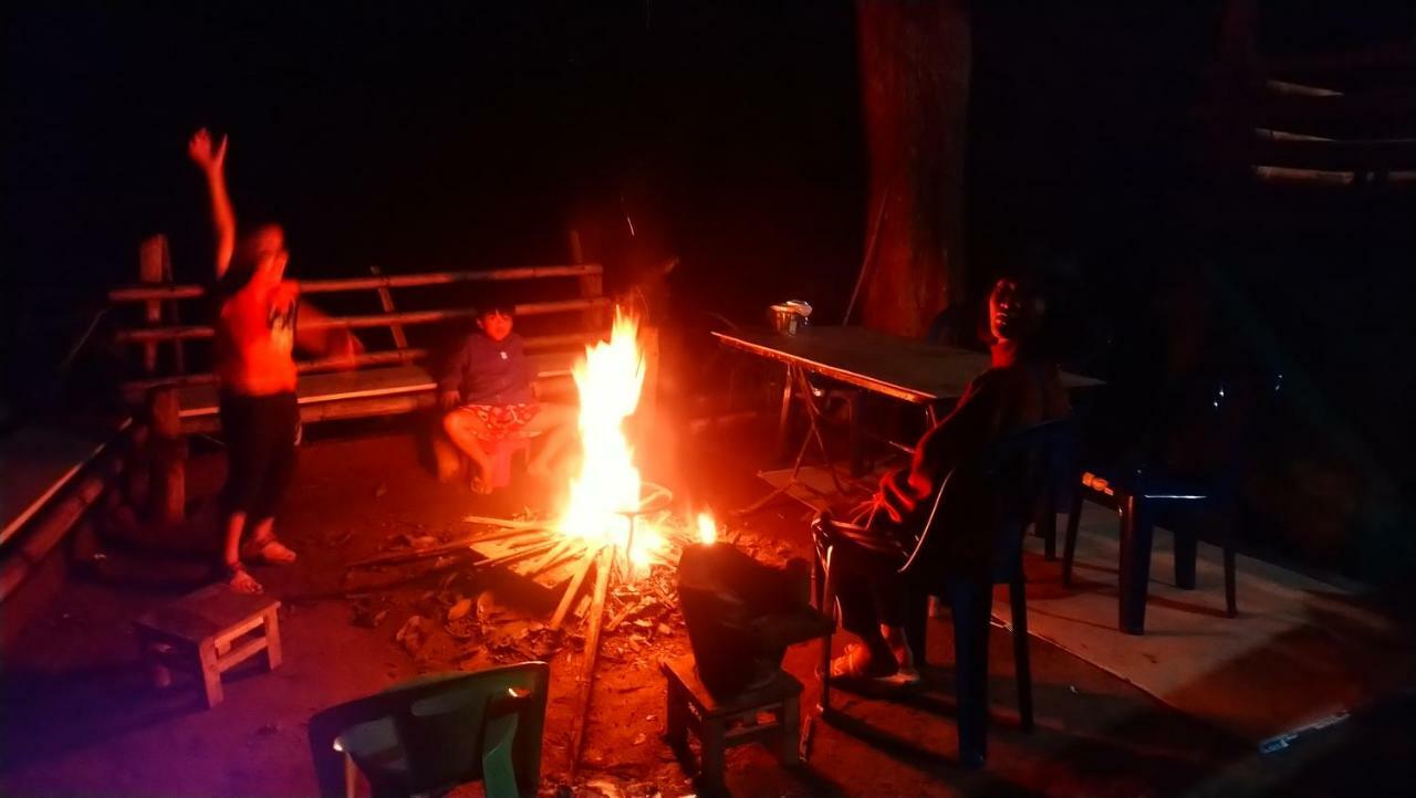 Hill Tribe Art House Daire Chiang Rai Dış mekan fotoğraf