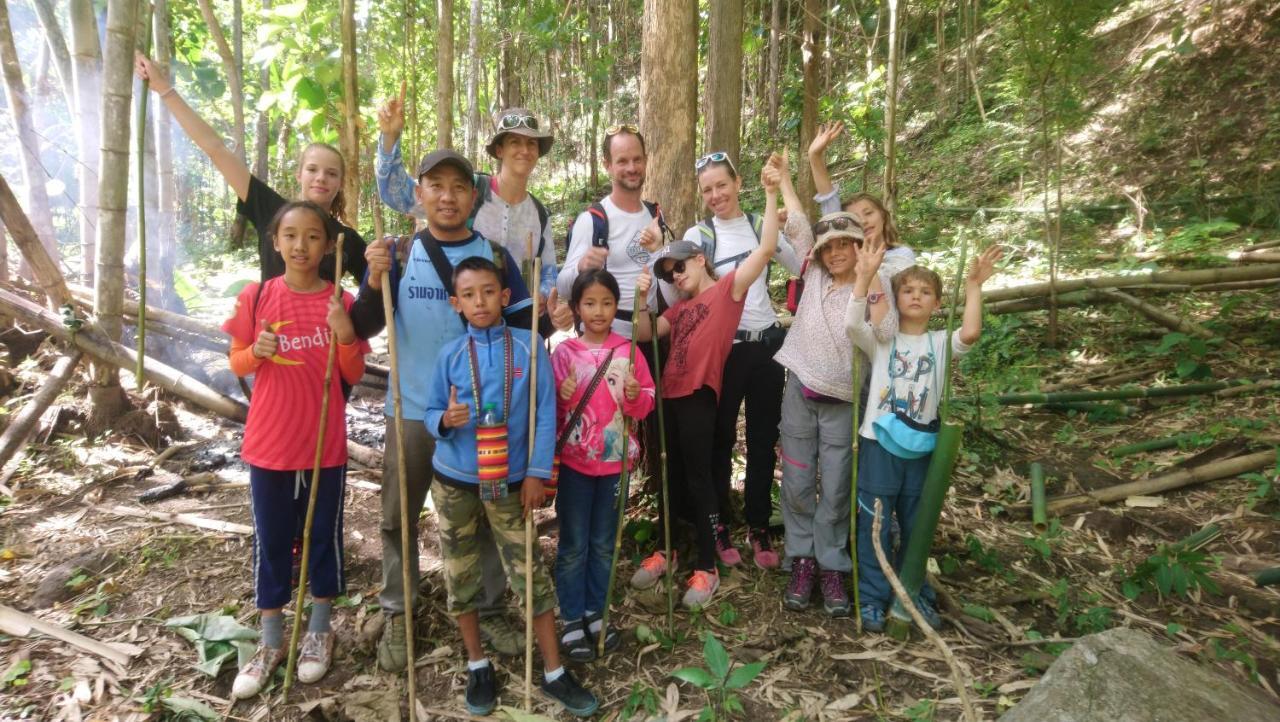 Hill Tribe Art House Daire Chiang Rai Dış mekan fotoğraf