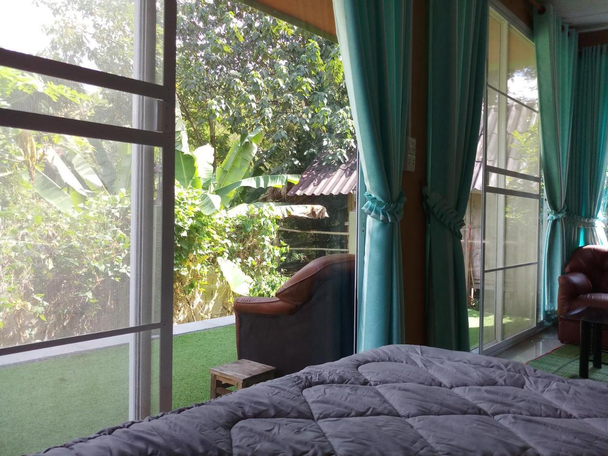 Hill Tribe Art House Daire Chiang Rai Oda fotoğraf